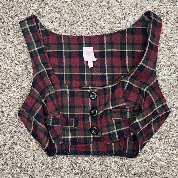Red & Black Plaid Cropped Vest Button Front - Picture 3 of 10